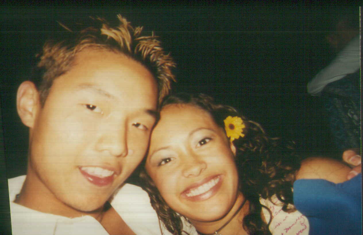 grad2002analee.jpg